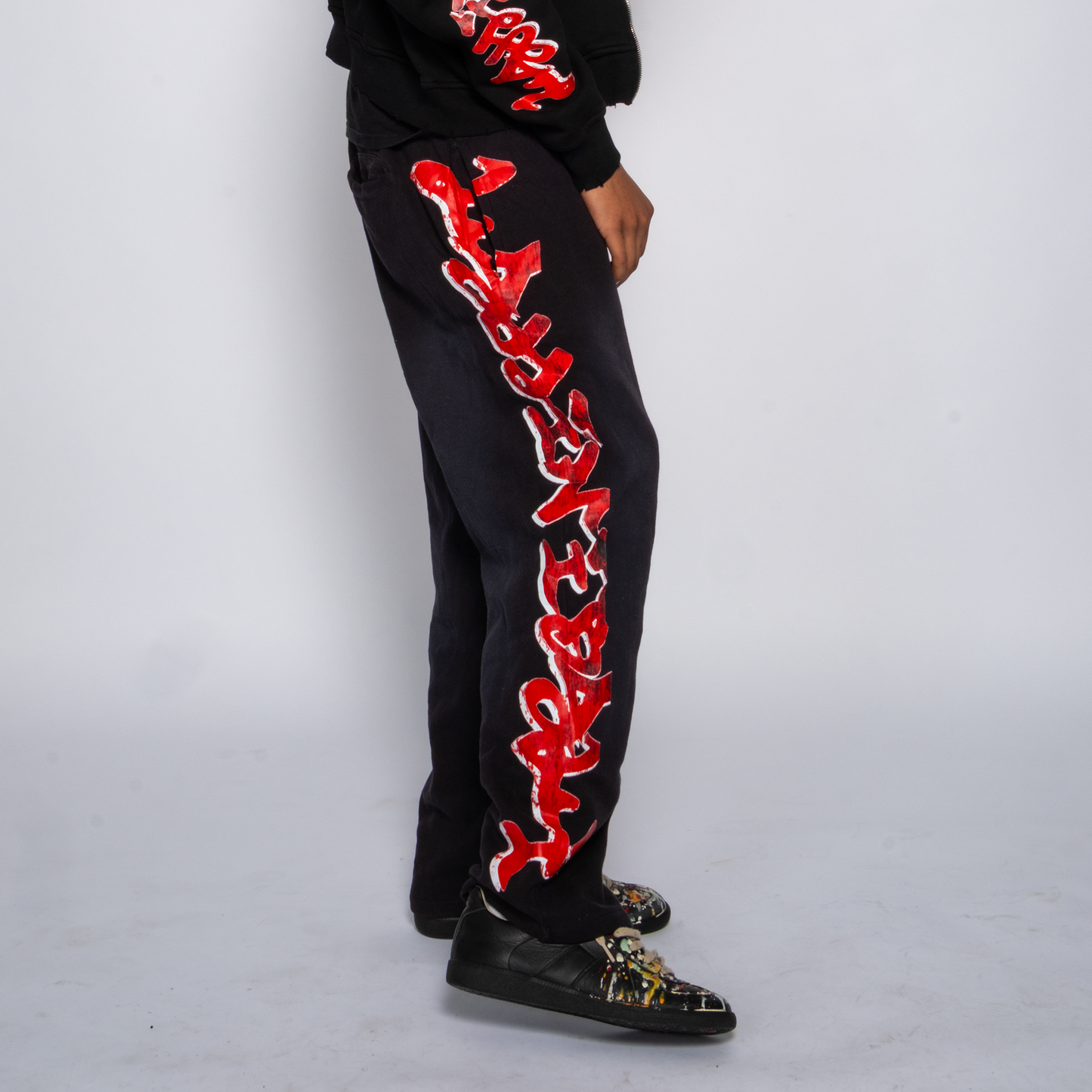 Lahinibali Sweatpants